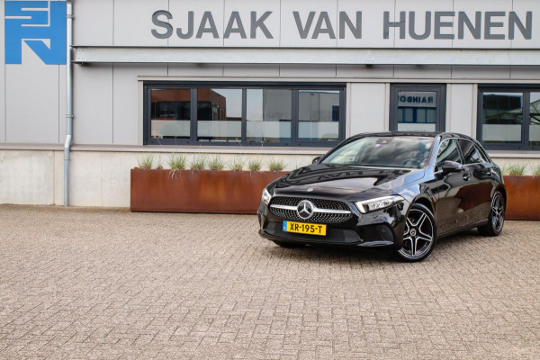 Mercedes-Benz A-Klasse 200 Launch Sport Edition AMG 7G Automaat 163pk Dealer|Widescreen|LED|Leder|NAVI|Lane|Carbon|18inch|Trekhaak