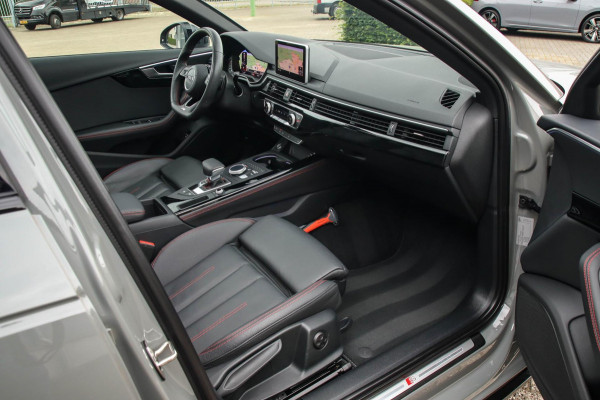 Audi A4 Avant 40 2.0TFSI S line Black Edition Facelift 190pk S-Tronic 1e|Panoramadak|Virtual Cockpit|Leder|LED Matrix|Camera|Black