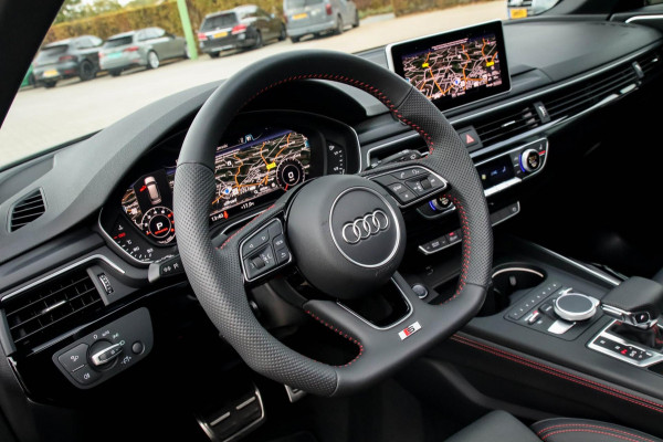 Audi A4 Avant 40 2.0TFSI S line Black Edition Facelift 190pk S-Tronic 2e|DLR|Panoramadak|Virtual Cockpit|Leder|LED Matrix|Black|19