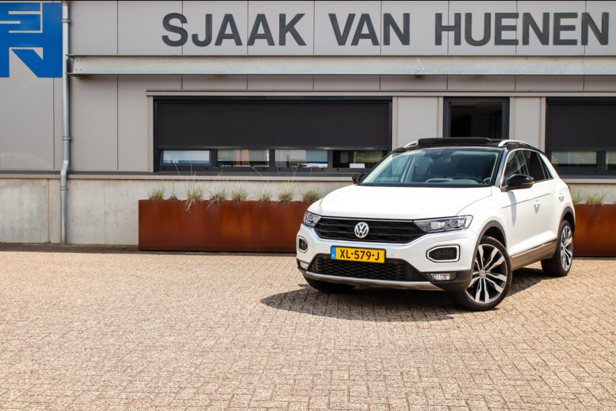 Volkswagen T-Roc 1.5 TSI Sport Business R 150pk DSG! 1e|NL|DLR|Panoramadak|Virtual Cockpit|LED Plus|NAVI|ACC|Lane|Camera|Trekhaak