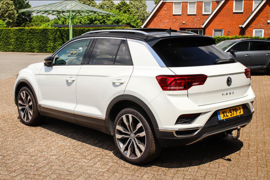 Volkswagen T-Roc 1.5 TSI Sport Business R 150pk DSG! 1e|NL|DLR|Panoramadak|Virtual Cockpit|LED Plus|NAVI|ACC|Lane|Camera|Trekhaak