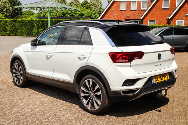 Volkswagen T-Roc 1.5 TSI Sport Business R 150pk DSG! 1e|NL|DLR|Panoramadak|Virtual Cockpit|LED Plus|NAVI|ACC|Lane|Camera|Trekhaak