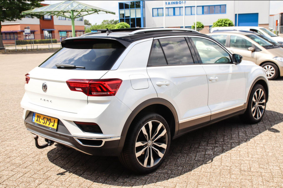 Volkswagen T-Roc 1.5 TSI Sport Business R 150pk DSG! 1e|NL|DLR|Panoramadak|Virtual Cockpit|LED Plus|NAVI|ACC|Lane|Camera|Trekhaak