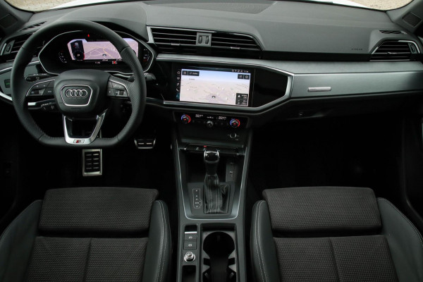 Audi Q3 35 TFSI 1.5 TFSI S Line Pro Line S 150pk S-Tronic! 1e Eig|NL|DLR|Panoramadak|Virtual Cockpit|LED Matrix|Leder|20inch|Black