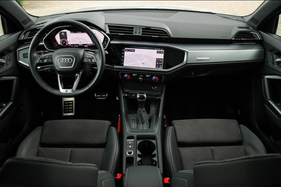 Audi Q3 35 TFSI 1.5 TFSI S Line Pro Line S 150pk S-Tronic 1e Eig|Panoramadak|Virtual Cockpit|LED Matrix|Leder|ACC|B&O|20inch|Black