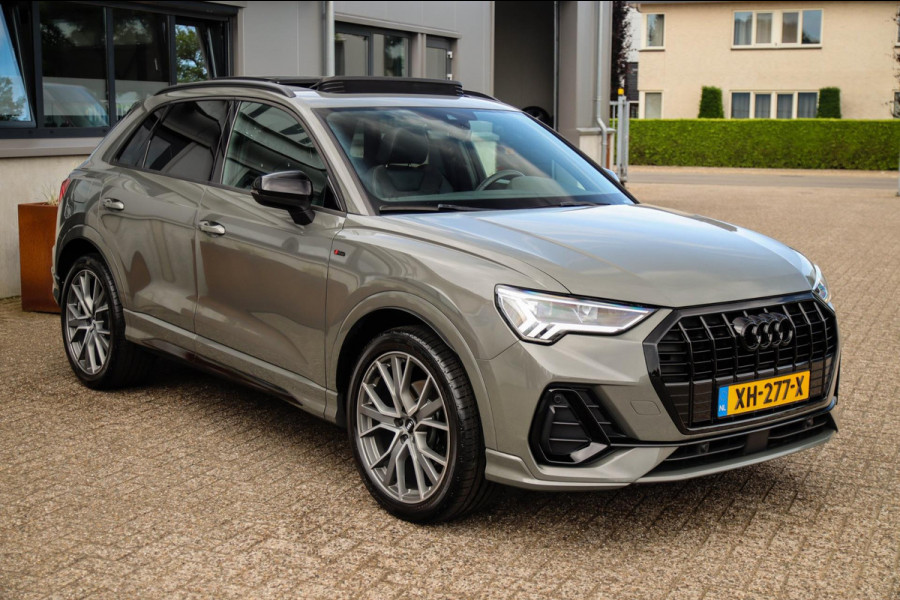 Audi Q3 35 TFSI 1.5 TFSI S Line Pro Line S 150pk S-Tronic 1e Eig|Panoramadak|Virtual Cockpit|LED Matrix|Leder|ACC|B&O|20inch|Black