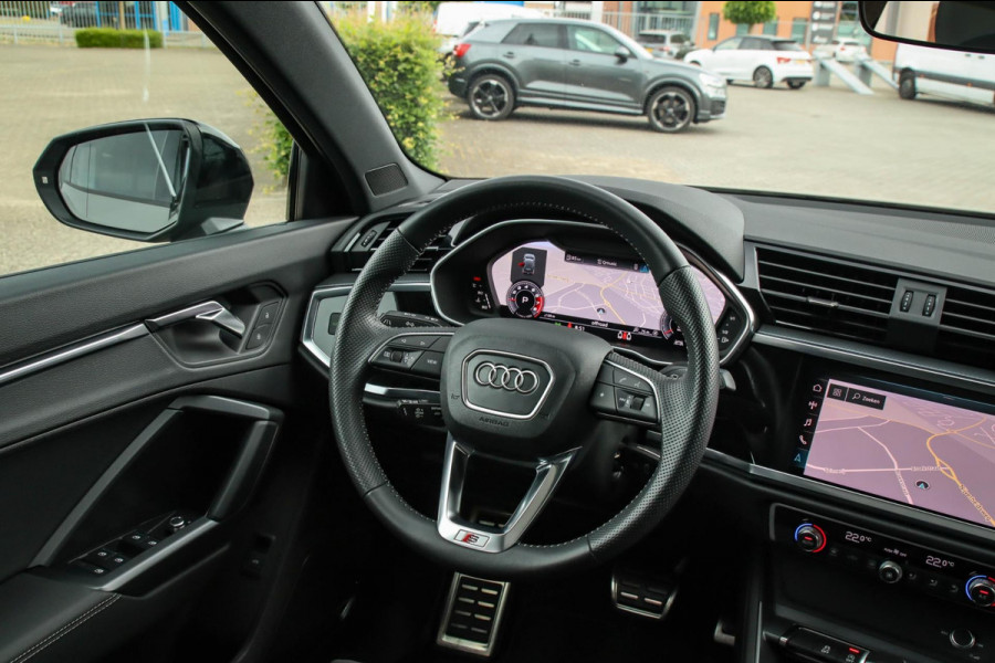 Audi Q3 35 TFSI 1.5 TFSI S Line Pro Line S 150pk S-Tronic 1e Eig|Panoramadak|Virtual Cockpit|LED Matrix|Leder|ACC|B&O|20inch|Black