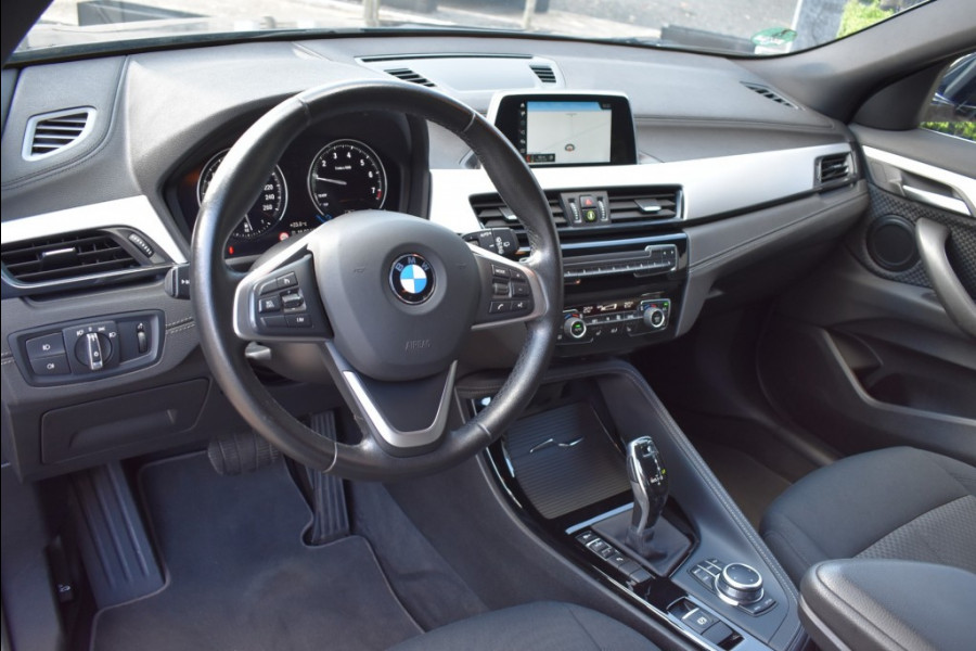 BMW X2 X2 sDrive18i High Executive Automaat Navi Xenon PDC Bluetooth