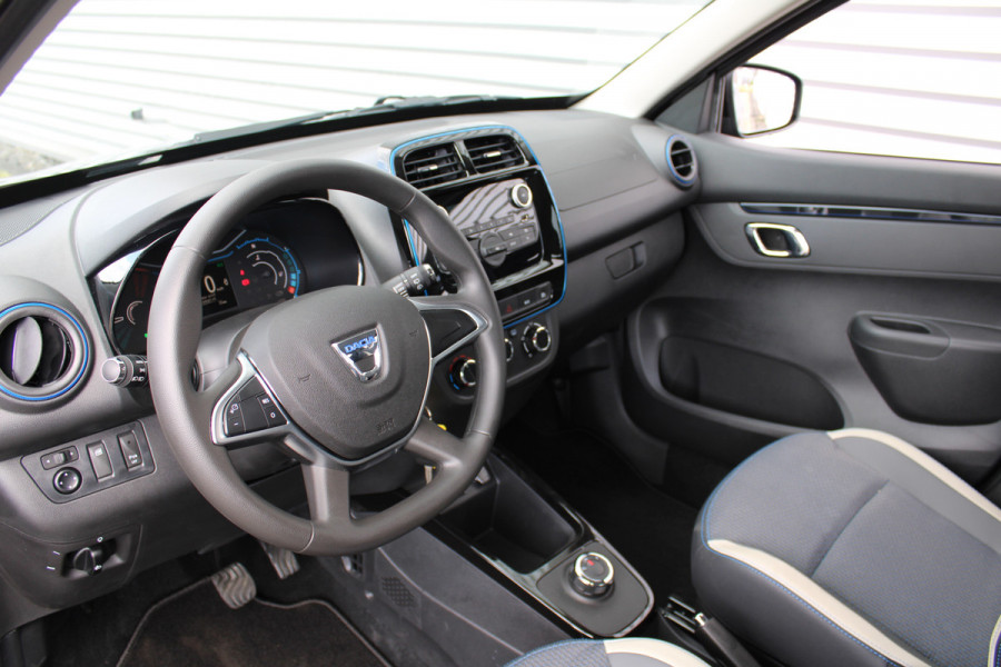 Dacia Spring Essential | Airco | 14" design velgen | Bluetooth | PDC | *€2000 overheidssubsidie mogelijk |