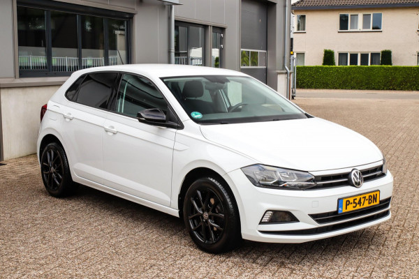 Volkswagen Polo 1.0 MPI Trendline 65pk! 2e|Dealer|Airconditioning|LED Dagrijverlichting|Radio-/CD/USB|Bluetooth|Black Pack|16inch