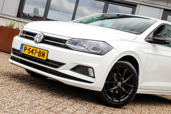 Volkswagen Polo 1.0 MPI Trendline 65pk! 2e|Dealer|Airconditioning|LED Dagrijverlichting|Radio-/CD/USB|Bluetooth|Black Pack|16inch