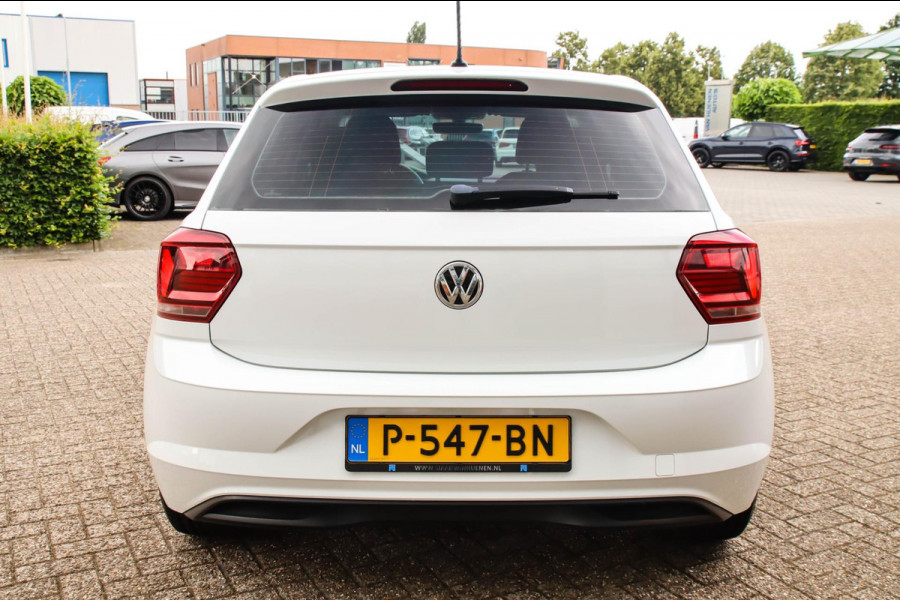 Volkswagen Polo 1.0 MPI Trendline 65pk! 2e|Dealer|Airconditioning|LED Dagrijverlichting|Radio-/CD/USB|Bluetooth|Black Pack|16inch