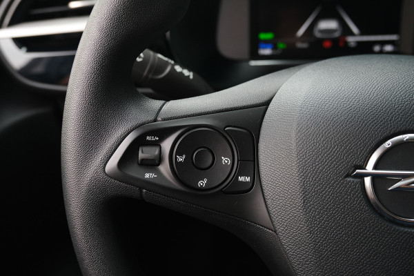 Opel CORSA-E Edition / Bj. 2021 / 136 Pk / Warmte Pomp / Apple/Android Carplay / Cruise / Climate control / DAB / Regensensor /