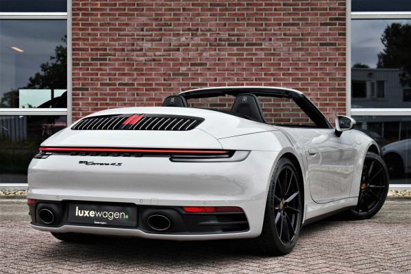 Porsche 911 Cabriolet 3.0 Carrera 4S 450pk Ceramic | Kreide | Chrono | Sportuitlaat | Bose