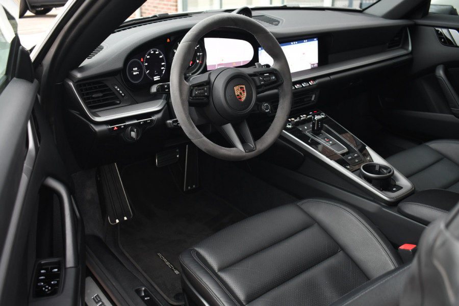 Porsche 911 Cabriolet 3.0 Carrera 4S 450pk Ceramic | Kreide | Chrono | Sportuitlaat | Bose