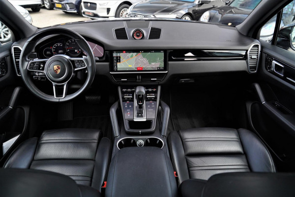 Porsche Cayenne 3.0 S | Panorama | Luxe Leder | Virtual Cockpit | LED | Camera | Dealer onderhouden | 21 inch | Luchtvering | NAP