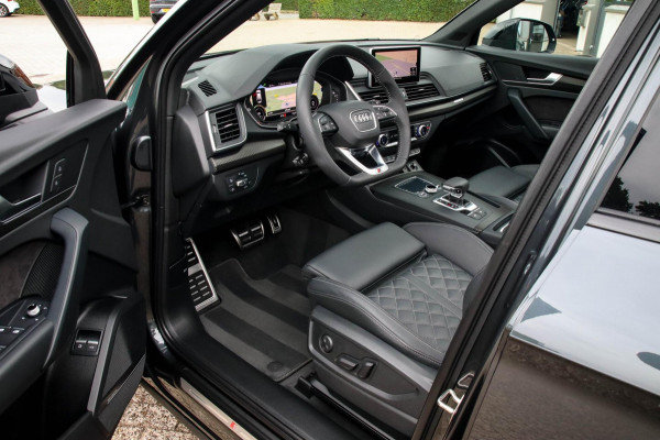 Audi Q5 55 TFSI e Quattro Competition Pro Line S S-Line 367pk Automaat 1e|Panoramadak|Virtual Cockpit|Kuipstoelen|LED Matrix|Black