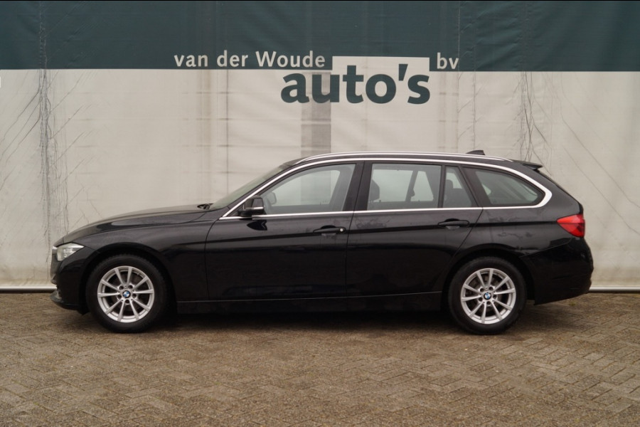 BMW 3 Serie Touring 318i Automaat Executive -LED-ECC-PDC-NAVI-