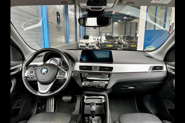 BMW X1 XDrive25i 231+PK Executive M-SPORT/LED/PANO/LEER+S.VERWARMING/NAVI/LMV/CAM/ACC/ECC/12 MDN GARANTIE!