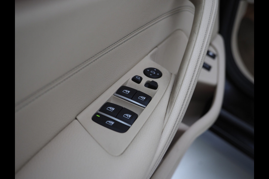 BMW 5 Serie 530e iPerformance High Executive | Panoramadak | Keyless | Leder | Camera