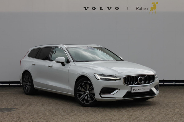 Volvo V60 T6 340PK Automaat Recharge AWD Inscription Cruise Control / Panoramisch schuif-kanteldak / 18" lichtmetalen velgen / Road Sign Information / Apple CArplay