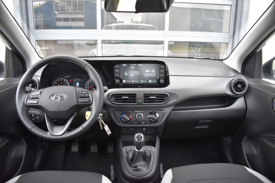 Hyundai i10 1.0 Comfort 5-zits VAN €20.495,-  VOOR €18.850