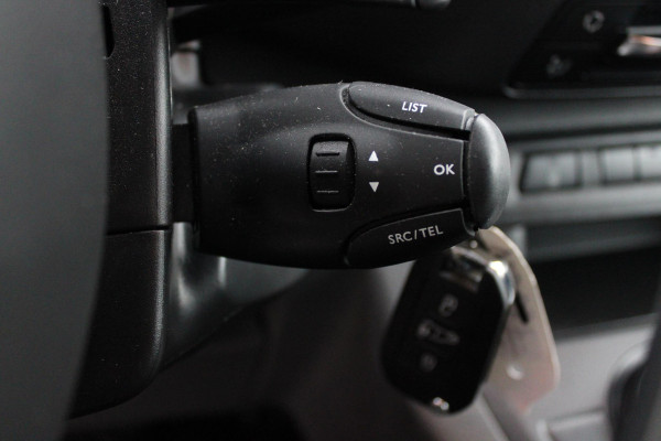 Peugeot Expert 2.0 BlueHDI 145PK AUTOMAAT Compact Premium | CAMERA | APPLE CARPLAY / ANDROID AUTO | CLIMATE CONTROL | CRUISE CONTROL | MISTLAMPEN VOOR |