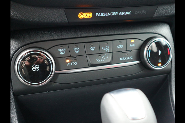 Ford Fiesta 1.0 125pk Hybrid Automaat ST-Line X * Navigatie * Keyless Entry * Camera *