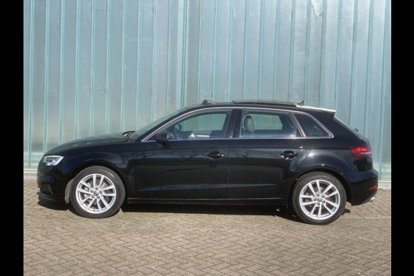 Audi A3 Sportback 1.5 TFSI 150 pk automaat Panorama schuifdak/ lederen bekleding/ achteruitrijcamera