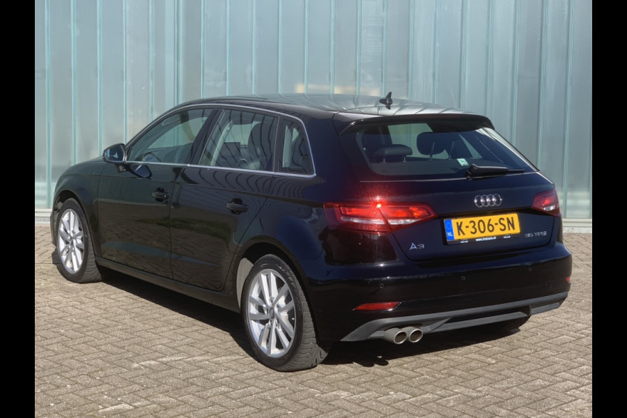 Audi A3 Sportback 1.5 TFSI 150 pk automaat Panorama schuifdak/ lederen bekleding/ achteruitrijcamera