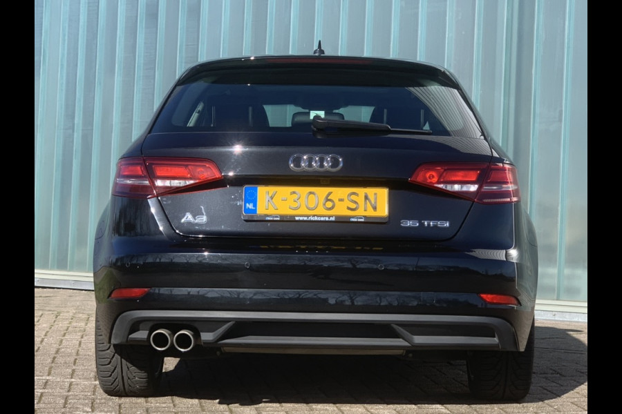 Audi A3 Sportback 1.5 TFSI 150 pk automaat Panorama schuifdak/ lederen bekleding/ achteruitrijcamera