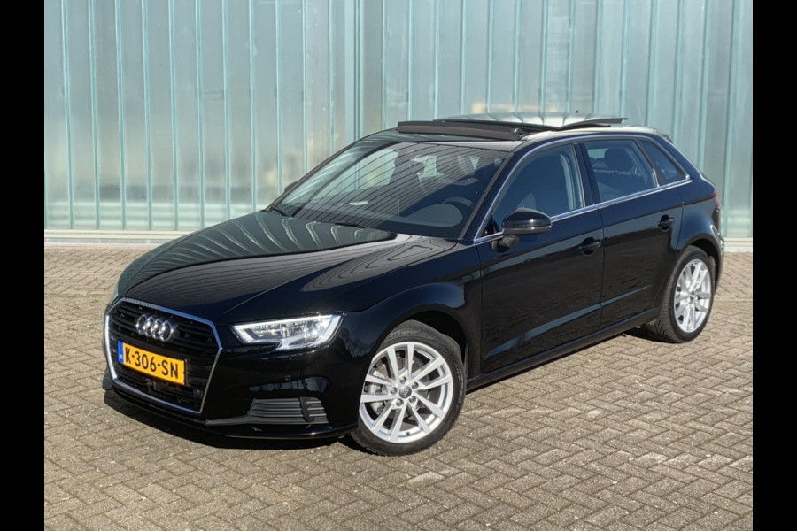 Audi A3 Sportback 1.5 TFSI 150 pk automaat Panorama schuifdak/ lederen bekleding/ achteruitrijcamera