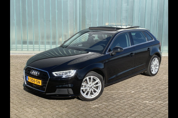 Audi A3 Sportback 1.5 TFSI 150 pk automaat Panorama schuifdak/ lederen bekleding/ achteruitrijcamera