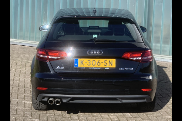 Audi A3 Sportback 1.5 TFSI 150 pk automaat Panorama schuifdak/ lederen bekleding/ achteruitrijcamera