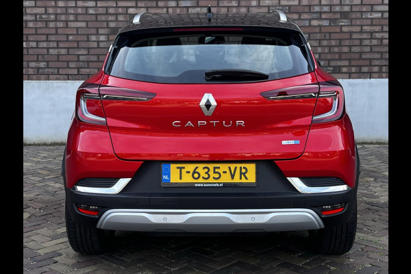 Renault Captur 1.6 E-Tech Plug-in Hybrid Intens / 160 PK / Navigatie + Camera / BOSE / Stoelverwarming / Climate Control