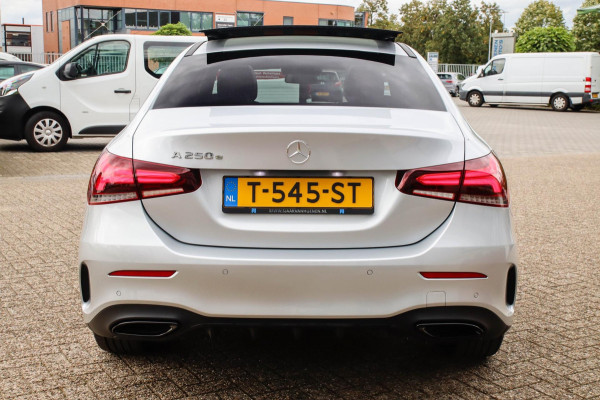 Mercedes-Benz A-Klasse 250 e Business Solution AMG Limited 8G Automaat 218pk! Panoramadak|Widescreen|LED|Leder+Memory|Sfeer|Night