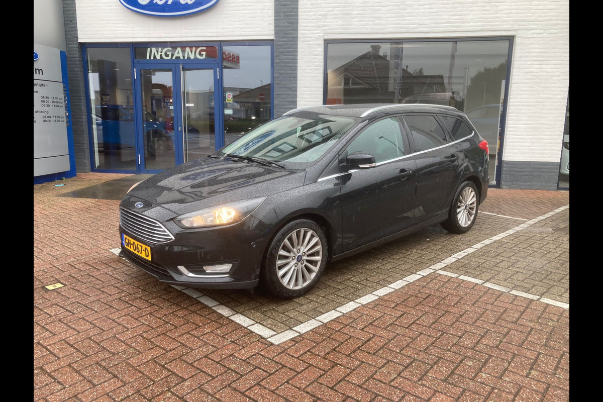 Ford FOCUS Wagon 1.0 First Edition Privacy glass, trekhaak, Nette auto MEER FOTO'S VOLGEN