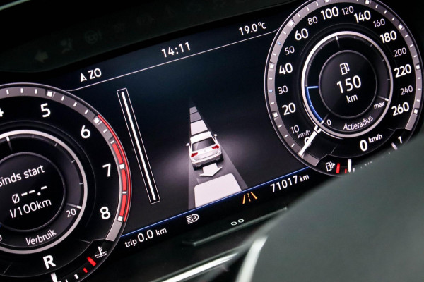 Volkswagen Tiguan 1.4TSI Highline R-Line 150pk DSG! 1e|DLR|Panoramadak|Virtual Cockpit|LED Plus|Camera|ACC|Keyless|19inch|Trekhaak