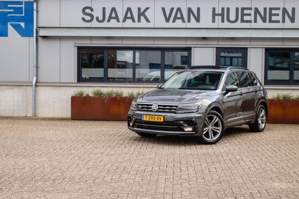 Volkswagen Tiguan 1.4TSI Highline R-Line 150pk DSG! 1e|DLR|Panoramadak|Virtual Cockpit|LED Plus|Camera|ACC|Keyless|19inch|Trekhaak