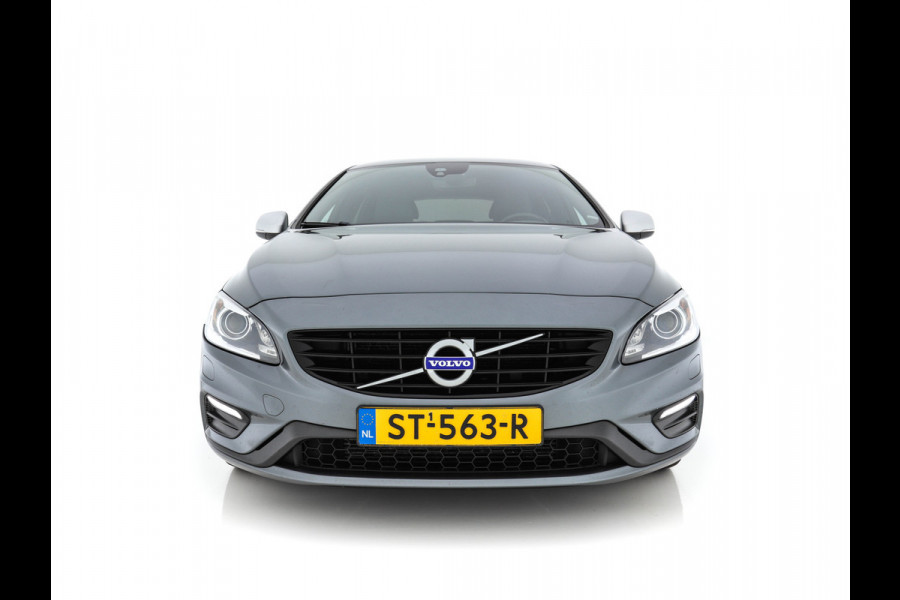 Volvo V60 2.0 D4 R-Design Business-Sport *NAVI-FULLMAP | LEDER-MICROFIBRE | BI-XENON | CAMERA | ECC | SPORT-SEATS | PDC | CRUISE | 18"ALU**