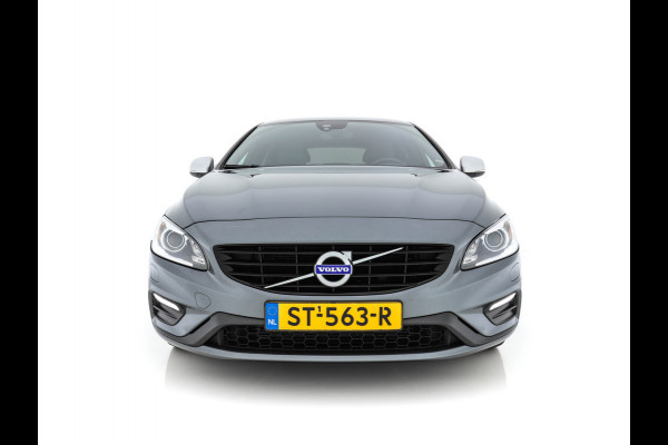 Volvo V60 2.0 D4 R-Design Business-Sport *NAVI-FULLMAP | LEDER-MICROFIBRE | BI-XENON | CAMERA | ECC | SPORT-SEATS | PDC | CRUISE | 18"ALU**