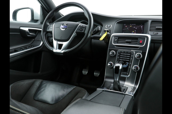 Volvo V60 2.0 D4 R-Design Business-Sport *NAVI-FULLMAP | LEDER-MICROFIBRE | BI-XENON | CAMERA | ECC | SPORT-SEATS | PDC | CRUISE | 18"ALU**