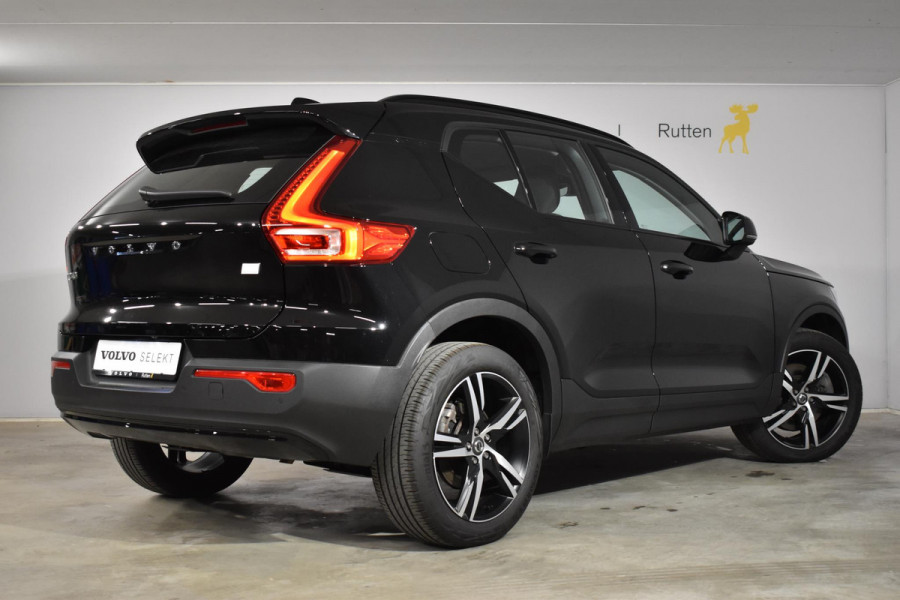 Volvo XC40 T5 262PK Automaat Recharge R-Design Expression / Climate pack / Park assist pack / Camera achter / Adaptieve cruise control / Volvo On-Call