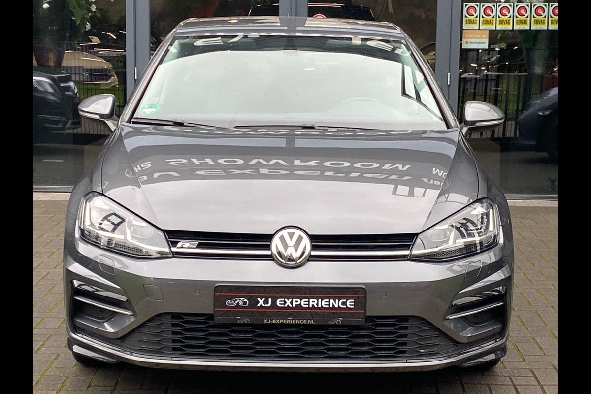 Volkswagen Golf 7.5 1.5 TSI 150PK Highline Business R NAVI LED