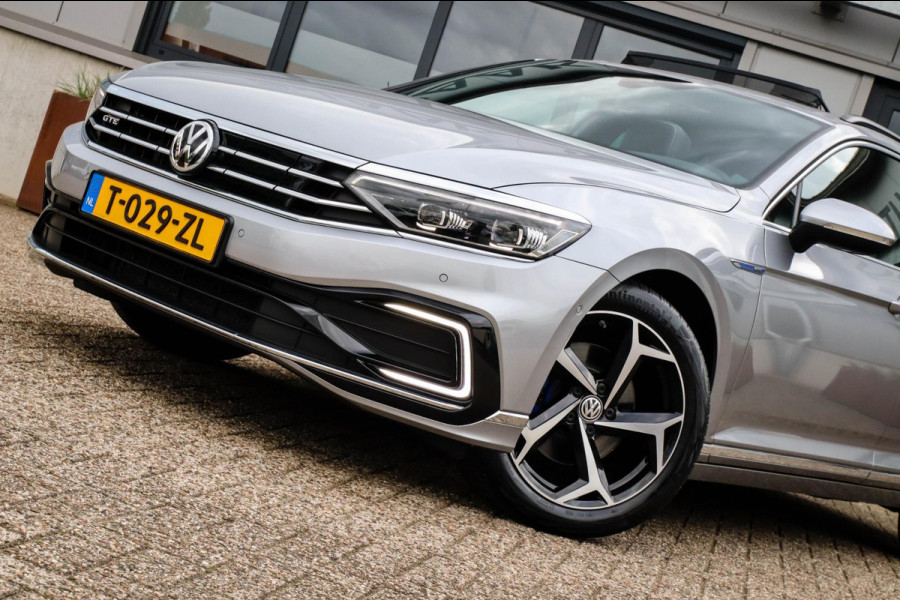 Volkswagen Passat Variant 1.4 TSI PHEV GTE Business 218pk DSG 1e|DLR|Panoramadak|Virtual Cockpit|LED|Lederen sportstoelen|NAVI|ACC