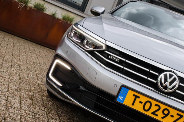 Volkswagen Passat Variant 1.4 TSI PHEV GTE Business 218pk DSG 1e|DLR|Panoramadak|Virtual Cockpit|LED|Lederen sportstoelen|NAVI|ACC