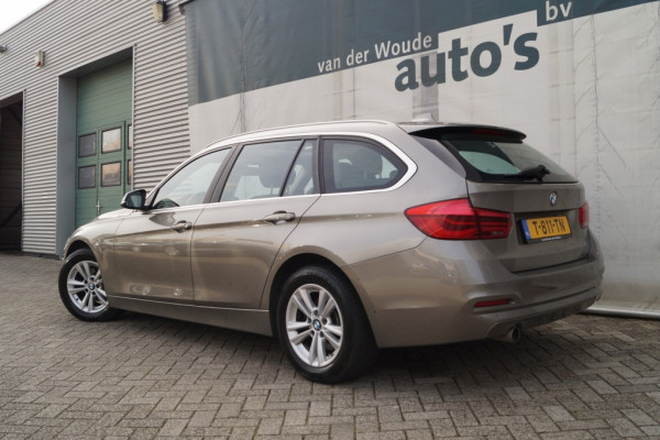 BMW 3 Serie Touring 318i Executive Automaat -LEER-PANO-LED-NAVI-ECC-PDC-