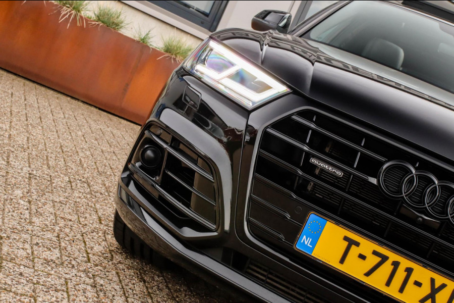 Audi Q5 55 TFSI e Quattro Competition Pro Line S S-Line 367pk Automaat Luchtvering|Panoramadak|Virtual Cockpit|S kuipstoelen|Black