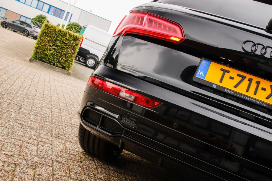 Audi Q5 55 TFSI e Quattro Competition Pro Line S S-Line 367pk Automaat Luchtvering|Panoramadak|Virtual Cockpit|S kuipstoelen|Black