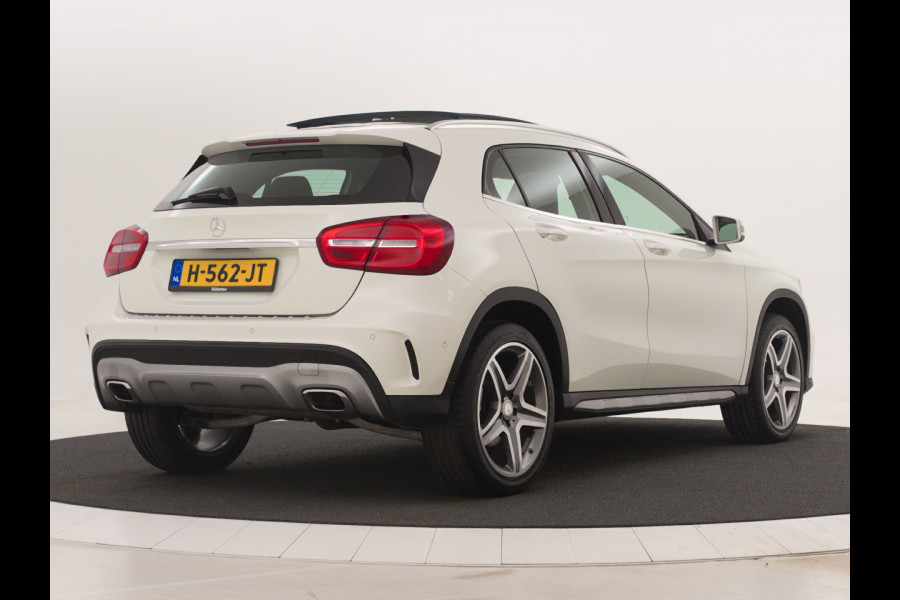 Mercedes-Benz GLA-Klasse 200 AMG Panorama-Schuifdak | Navigatie | Bi-Xenon-koplampen | (19 inch) | Airconditioning AMG LM-velgen | (19 inch) AMG LM-velgen. | Nu tijdelijk te financiëren tegen 3,90% rente (actie loopt t/m 15-5-2020)